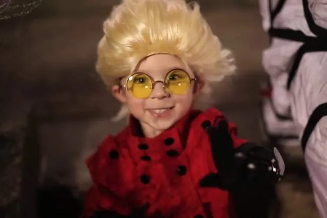 CUxCU Kids Cosplexion — young cosplayer on stage