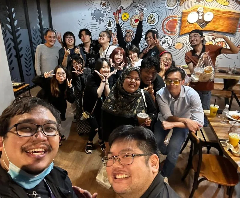 Buổi meet and coach cosplay — các cosplayer có kinh nghiệm chia sẻ kiến thức thực tế về việc làm trang phục cho sự kiện so với chụp ảnh