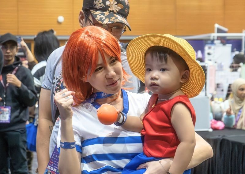 Biểu diễn sân khấu WCS Malaysia 2025 — năng lượng và sự hiện diện từ nốt nhạc đầu tiên đến cái cúi chào cuối cùng