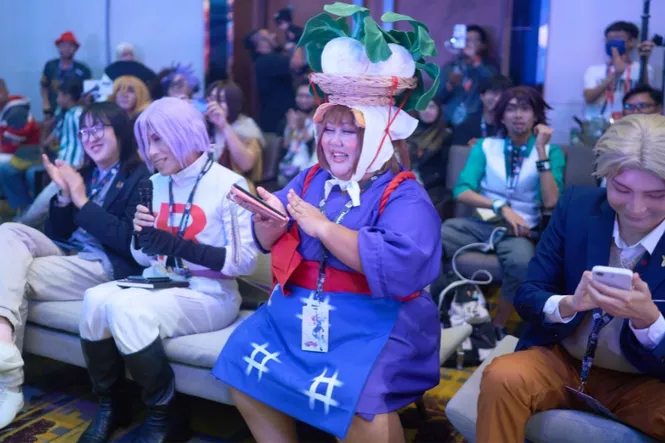 Malaysian cosplay community patterns — the different shapes of stuck that cycle through the maker scene