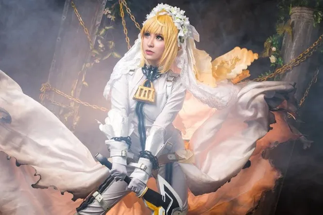 About Accuracy vs. Creativity in Cosplay